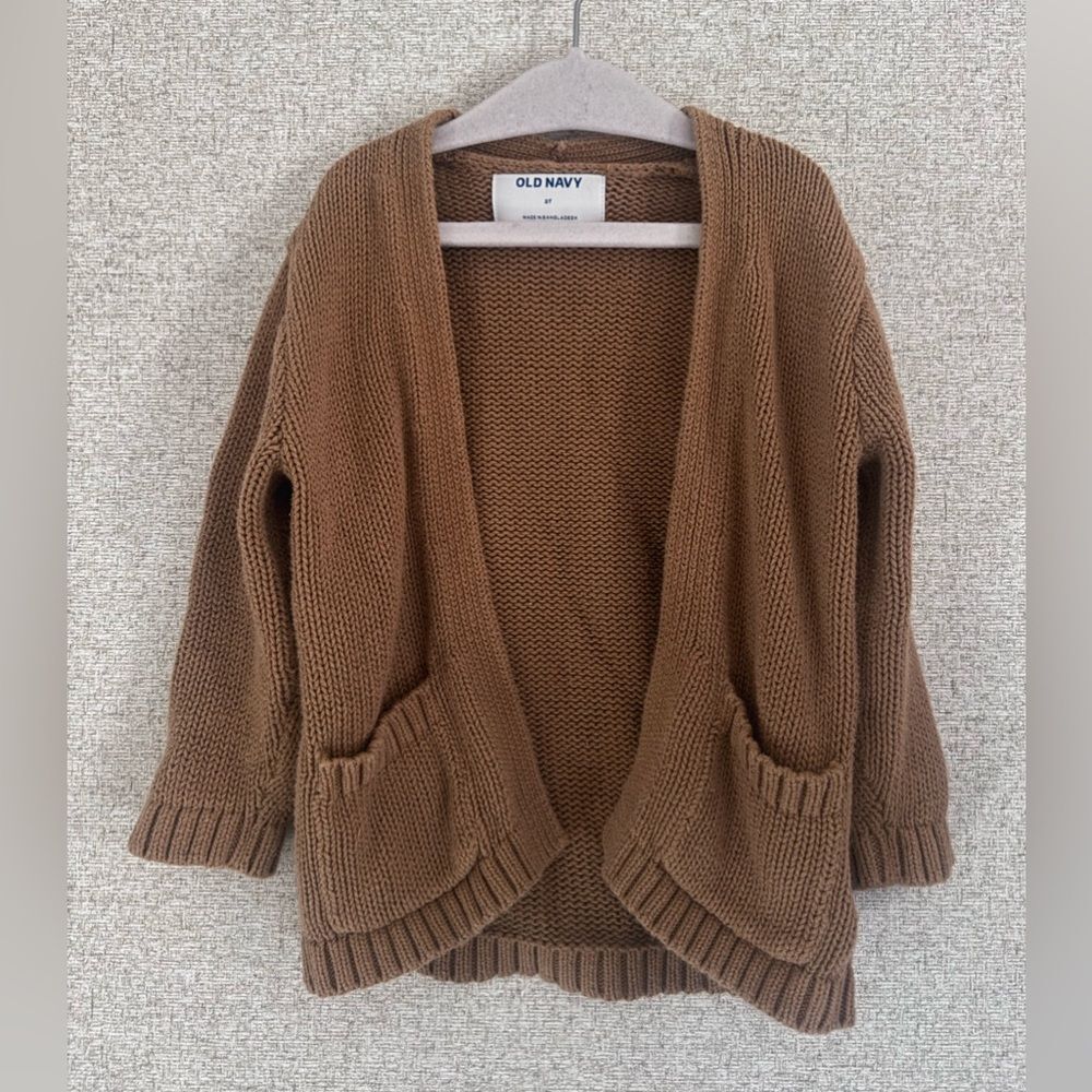 Toddler unisex cardigan with pockets fall winter camel brown Old Navy size 2